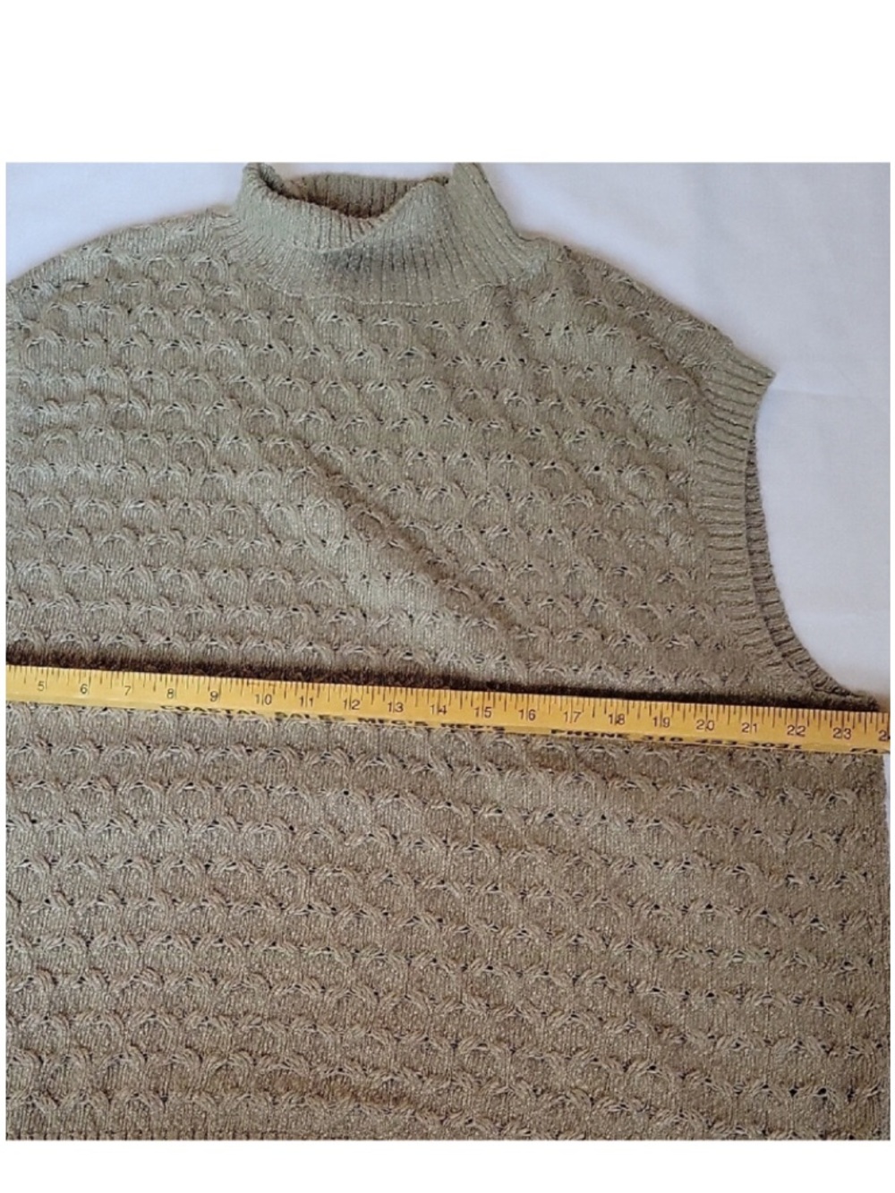 Free People Olive Green Turtleneck Cable Knit Sleeveless Sweater Size M - Picture 4 of 11